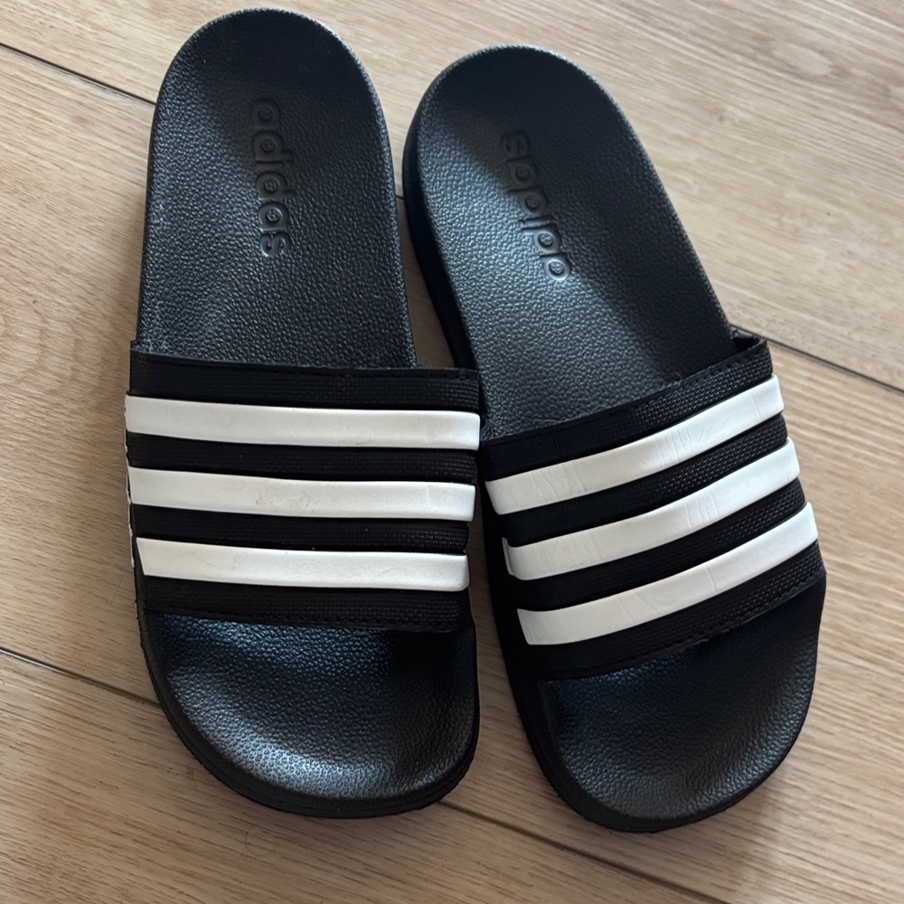 Adidas Black Slides with White Stripes size 4 kids